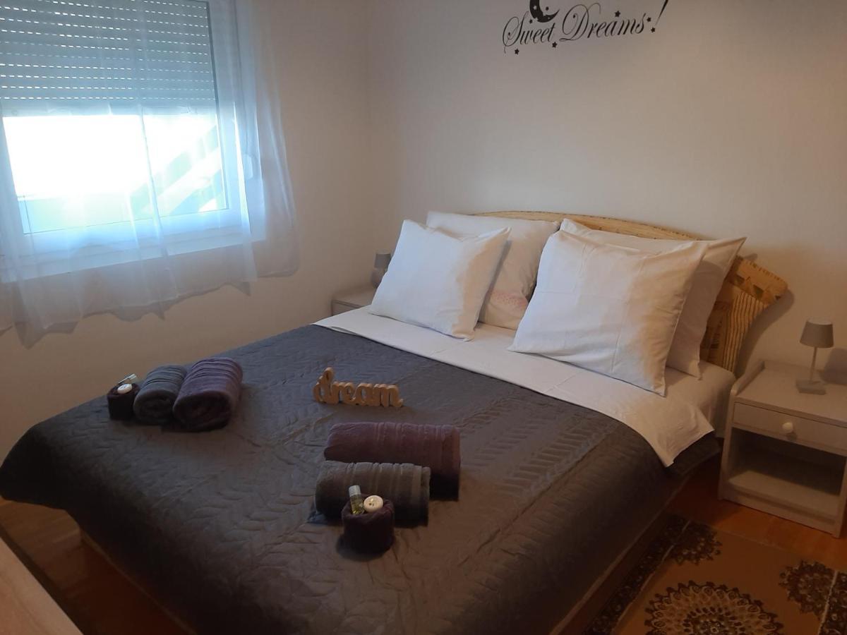 Posavac Apartment *